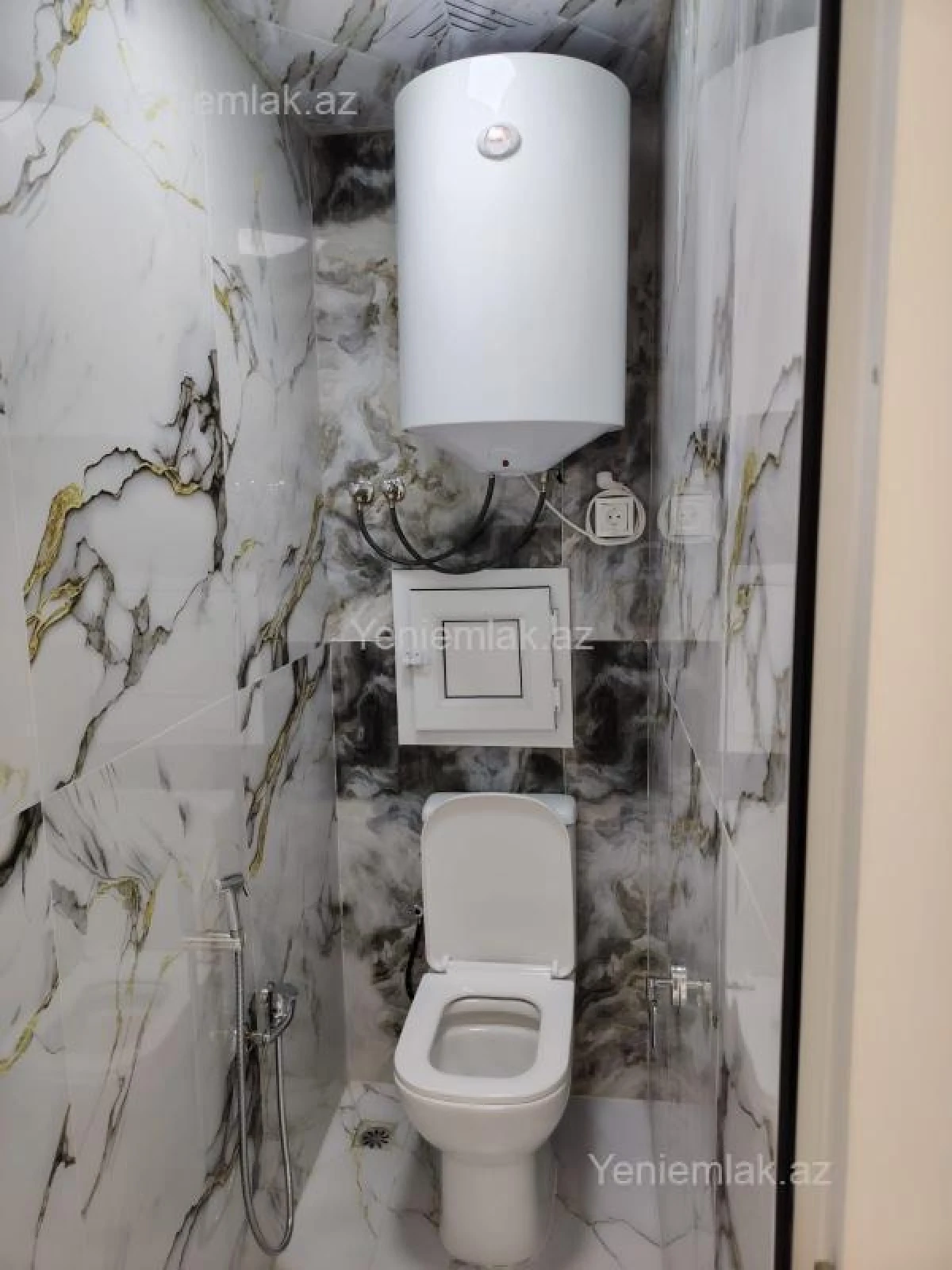 Satılır 3 otaqlı köhnə tikili 80 m²