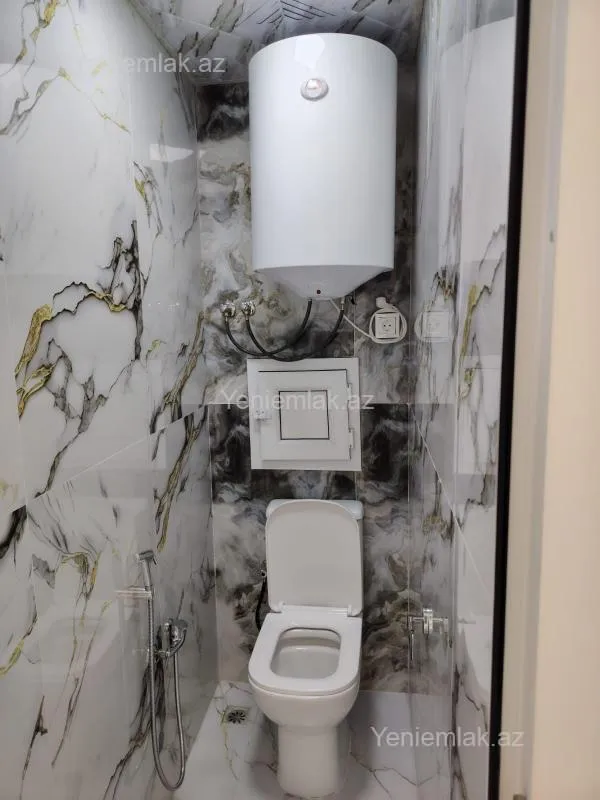 Satılır 3 otaqlı köhnə tikili 80 m²