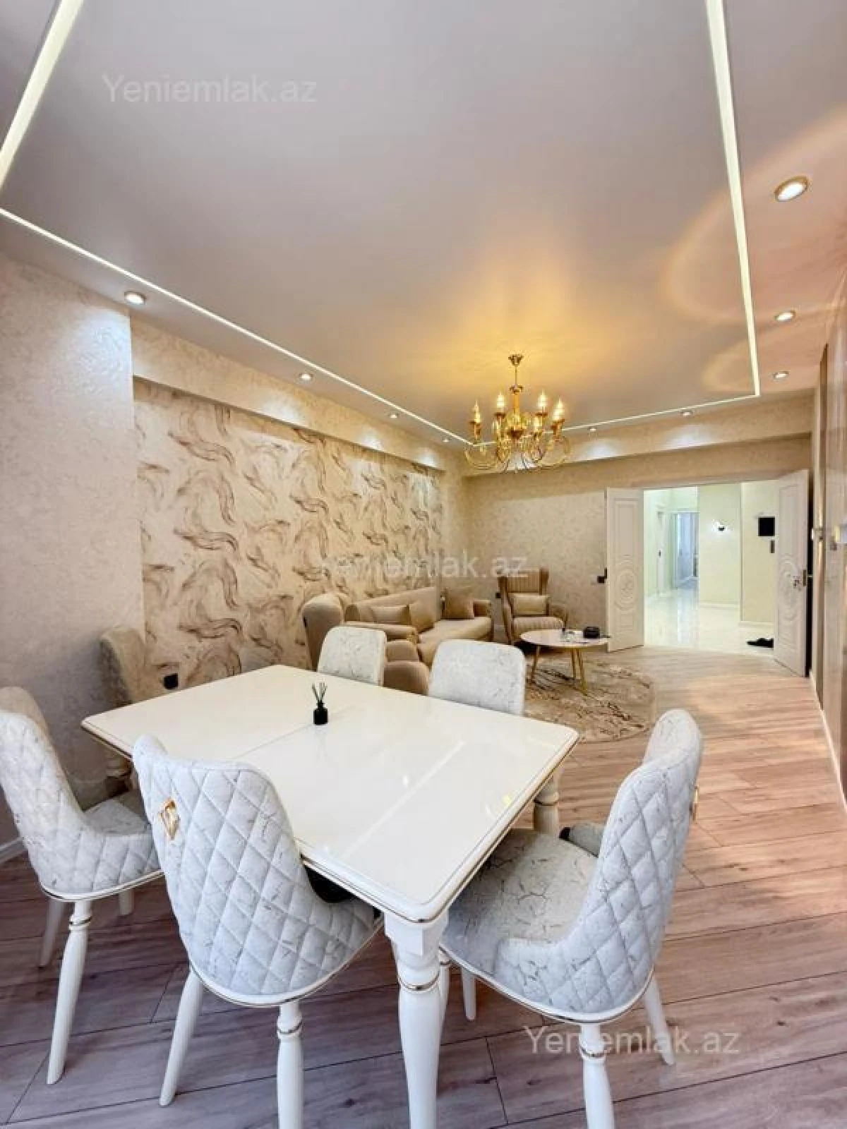 Satılır 3 otaqlı yeni tikili 90 m²