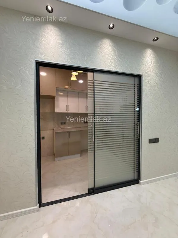 Satılır 3 otaqlı yeni tikili 90 m²