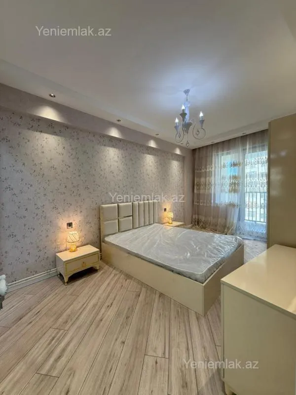 Satılır 3 otaqlı yeni tikili 90 m²
