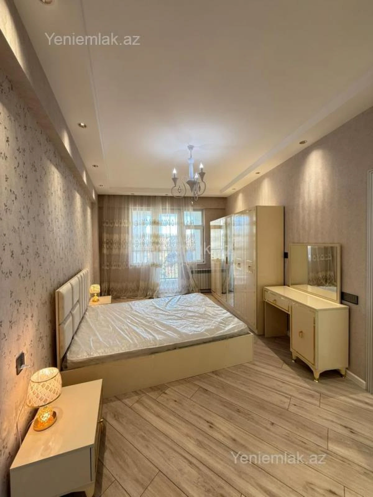 Satılır 3 otaqlı yeni tikili 90 m²