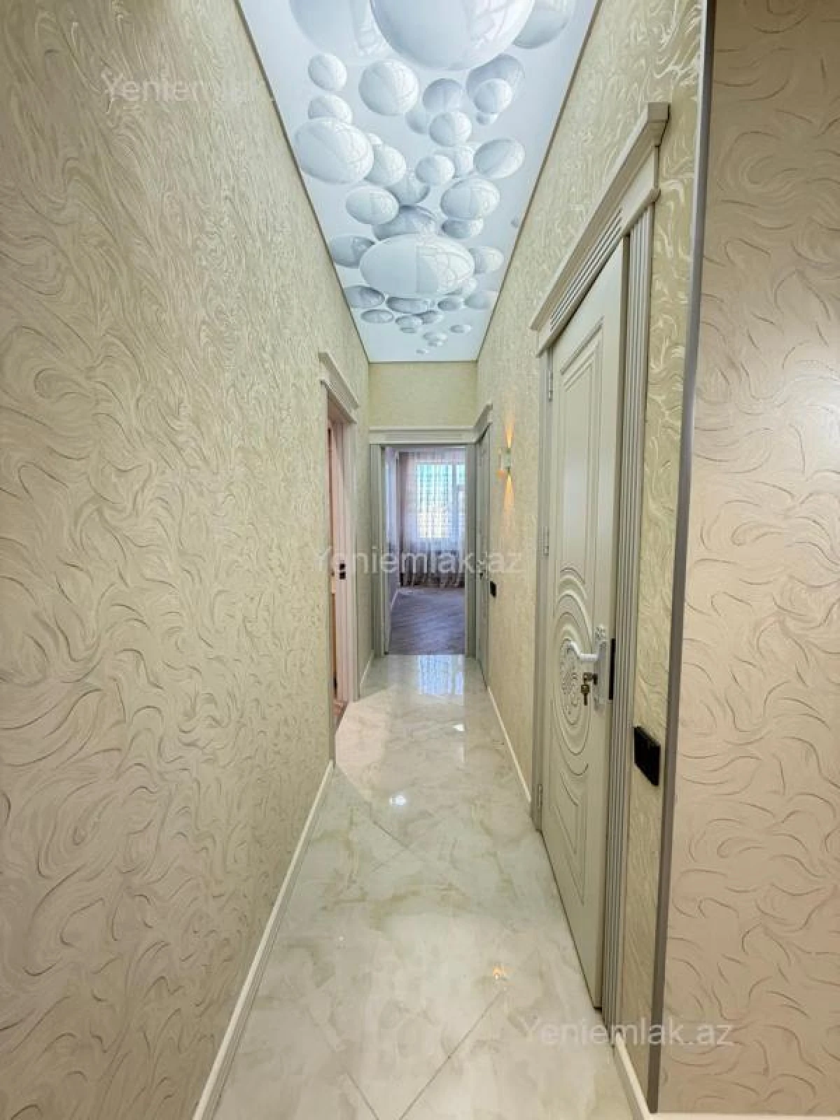 Satılır 3 otaqlı yeni tikili 90 m²