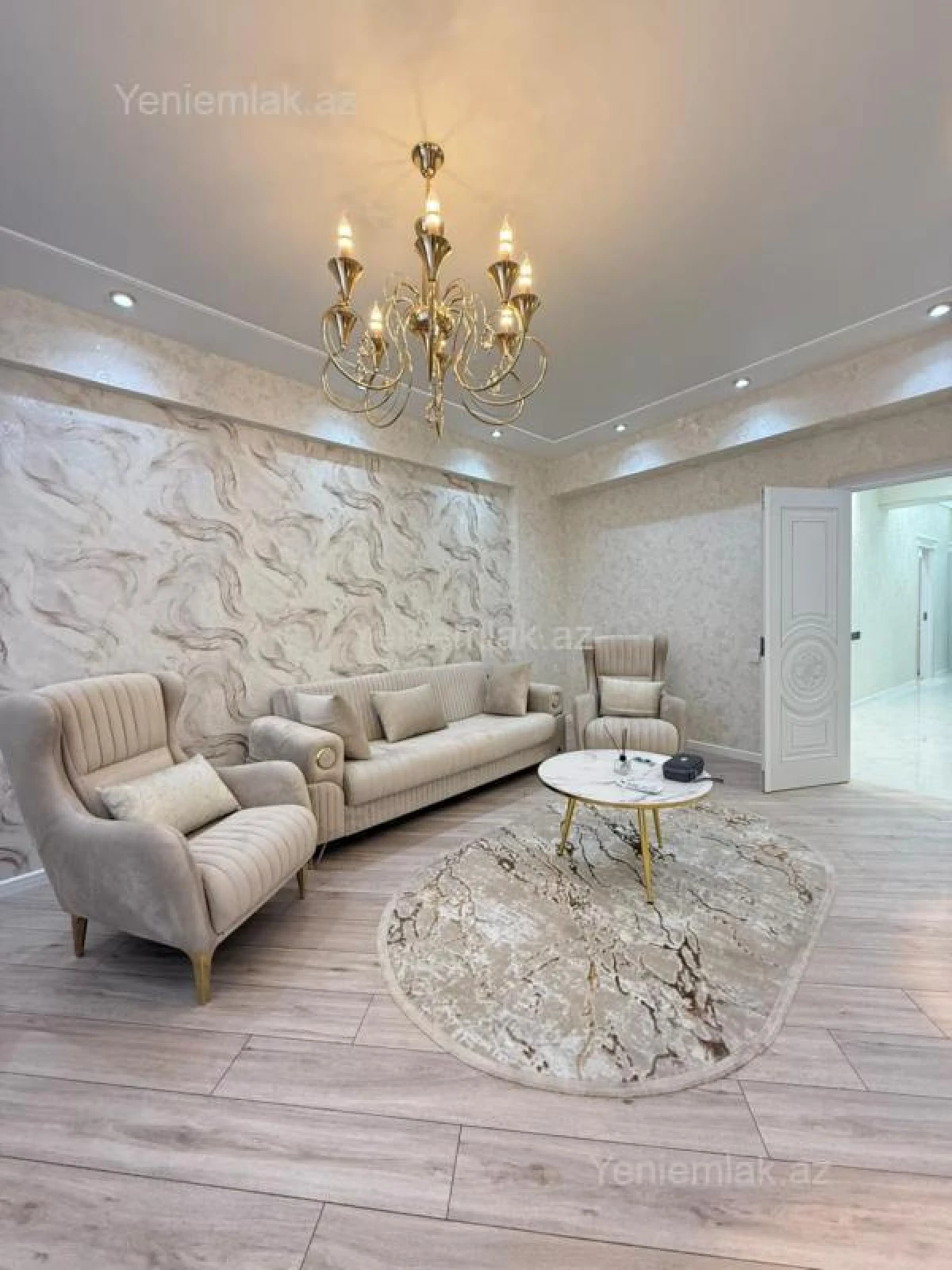 Satılır 3 otaqlı yeni tikili 90 m²