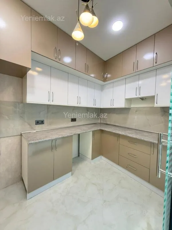 Satılır 3 otaqlı yeni tikili 90 m²