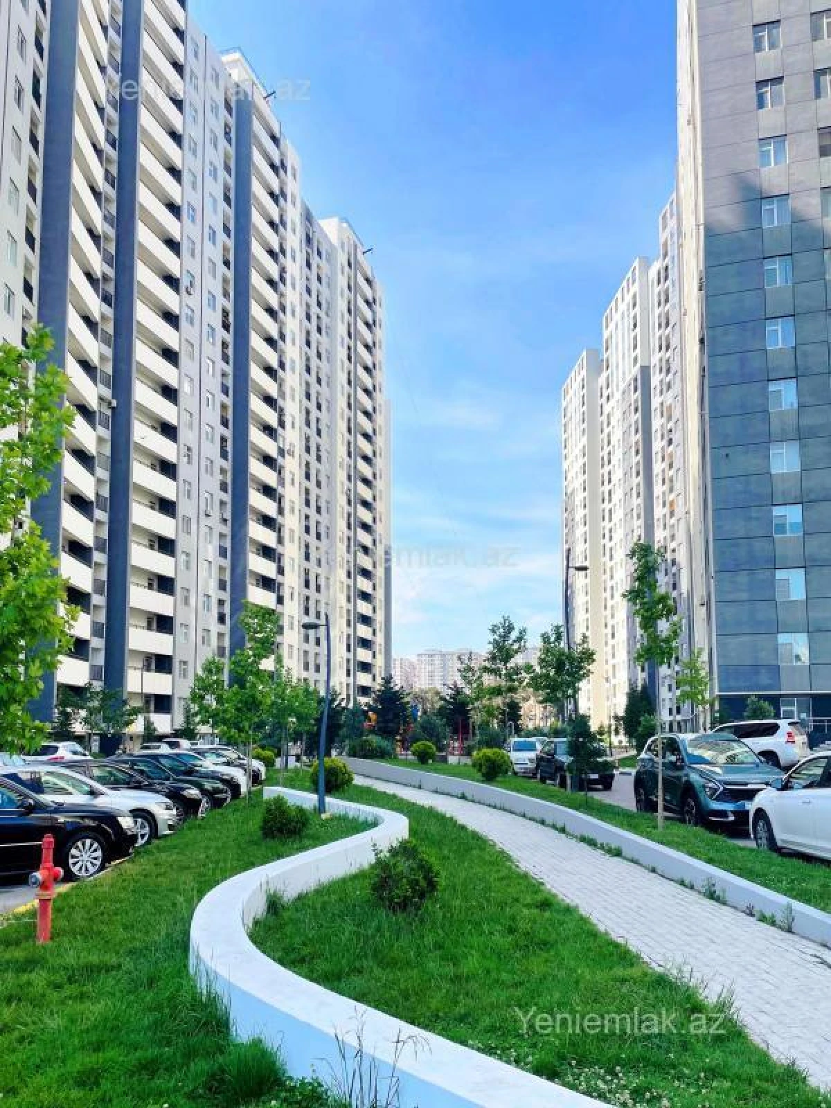 Satılır 3 otaqlı yeni tikili 128 m²