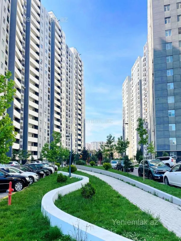 Satılır 3 otaqlı yeni tikili 128 m²