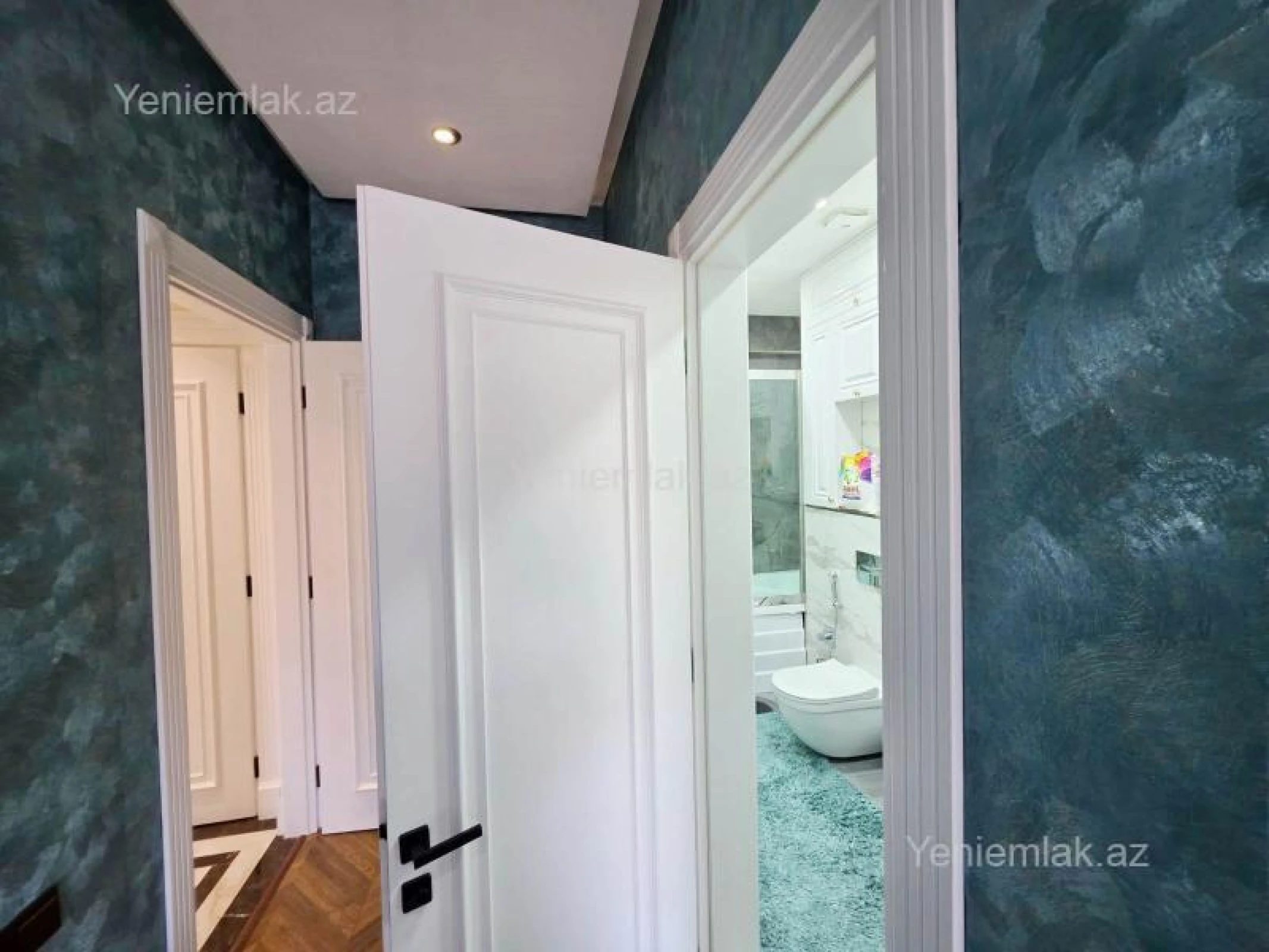 Satılır 3 otaqlı yeni tikili 128 m²