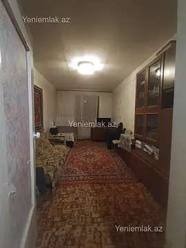 Satılır 3 otaqlı köhnə tikili 80 m²