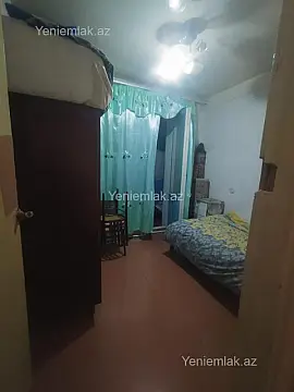 Satılır 3 otaqlı köhnə tikili 80 m²