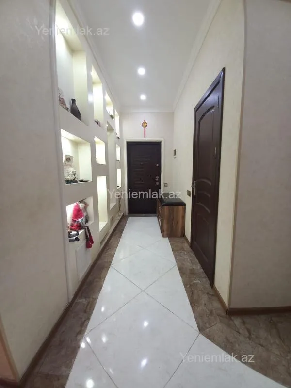 Satılır 3 otaqlı yeni tikili 118 m²