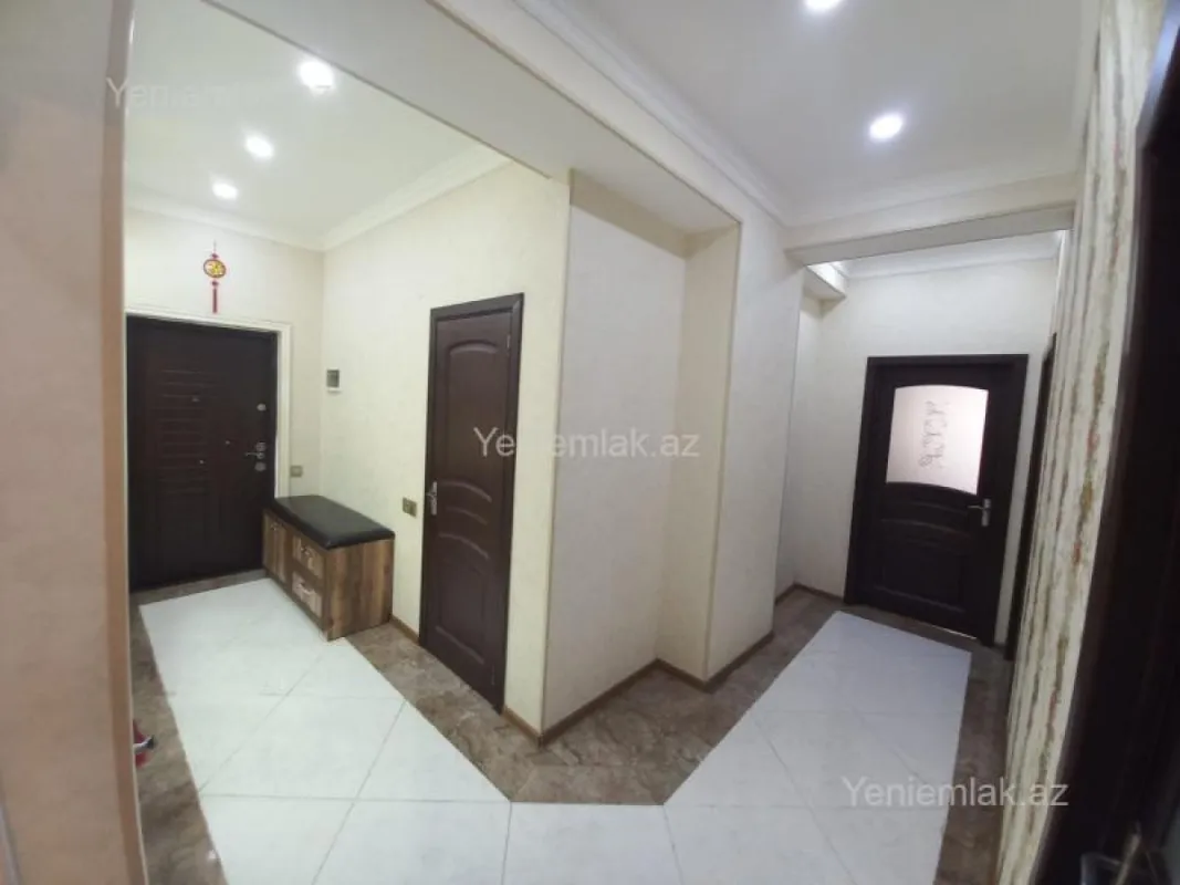 Satılır 3 otaqlı yeni tikili 118 m²