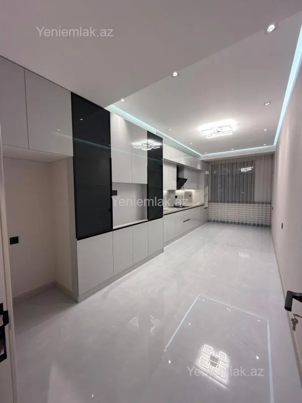 Satılır 3 otaqlı yeni tikili 142 m²