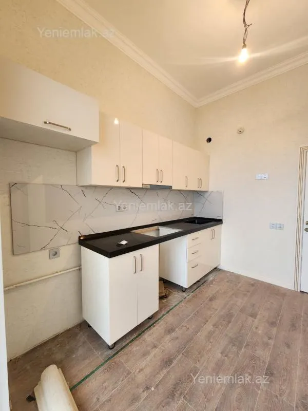 Satılır 2 otaqlı yeni tikili 62 m²