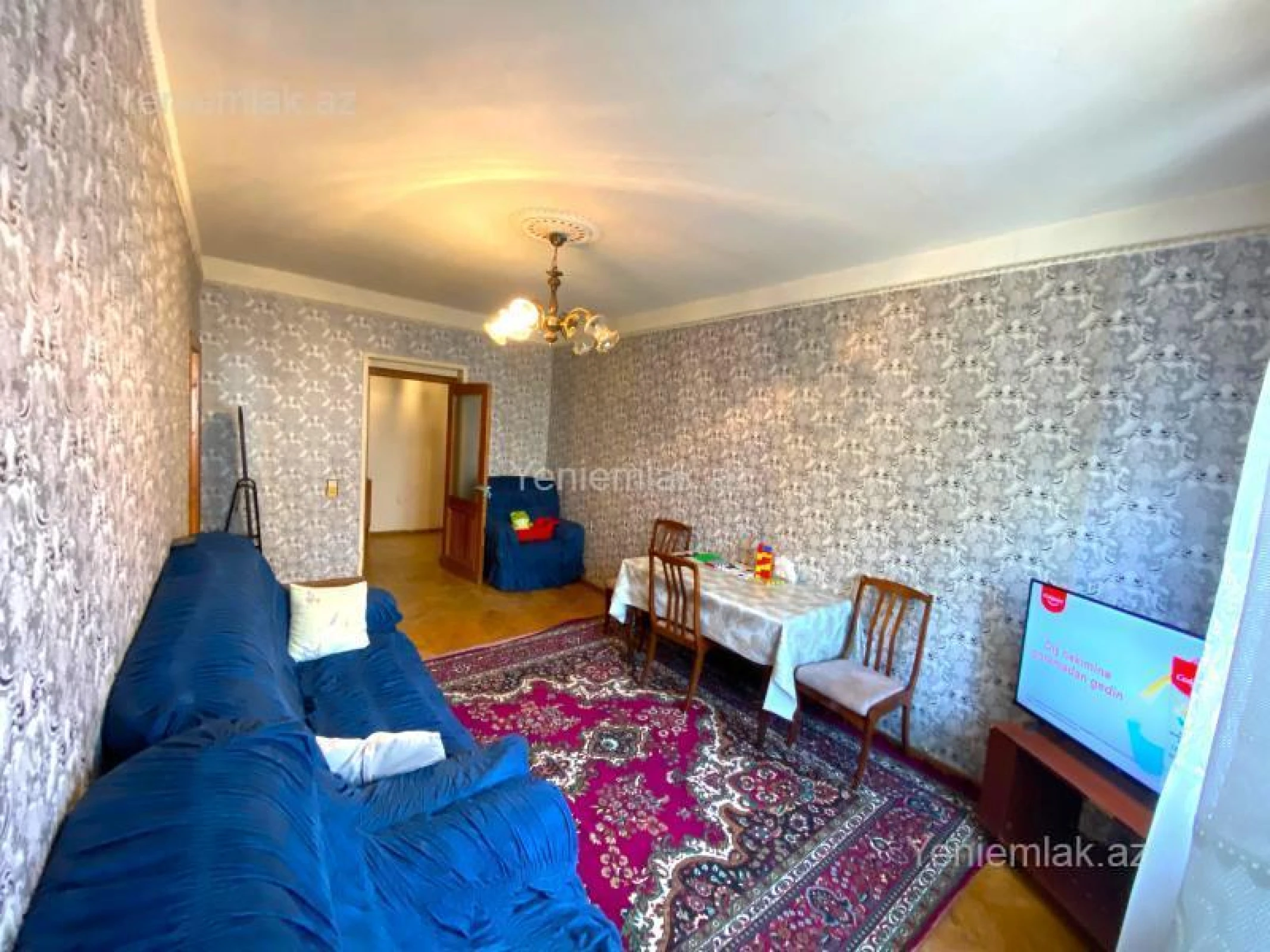 Satılır 4 otaqlı köhnə tikili 110 m²