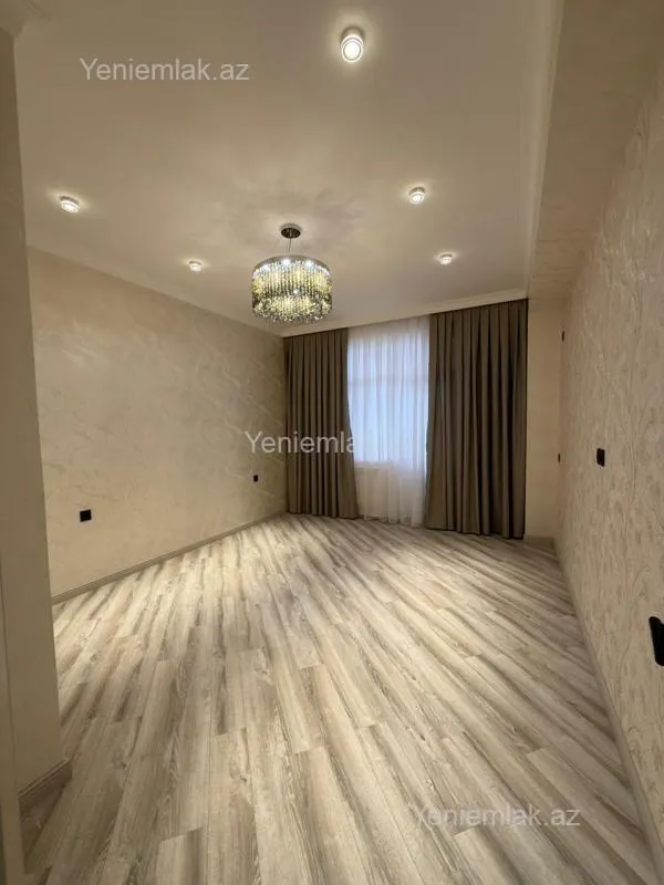 Satılır 3 otaqlı yeni tikili 86 m²
