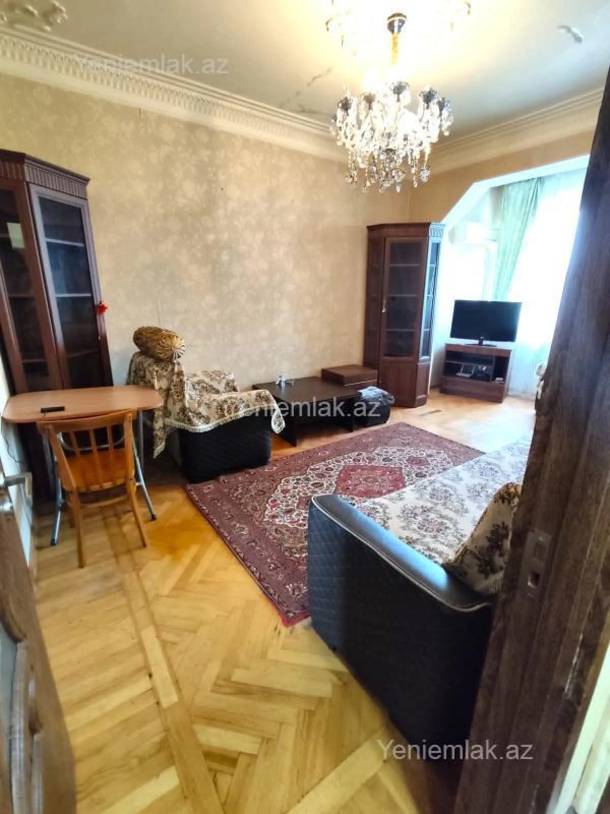 Satılır 2 otaqlı köhnə tikili 60 m²