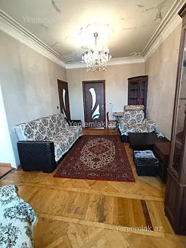 Satılır 2 otaqlı köhnə tikili 60 m²