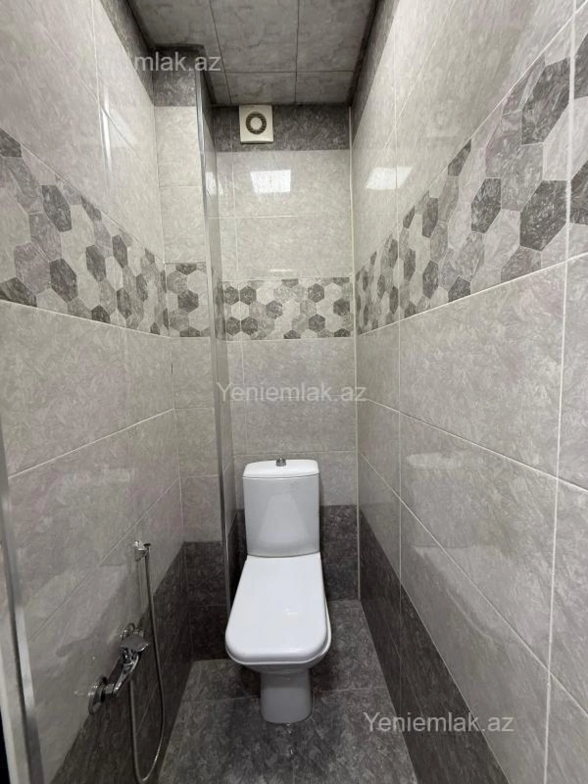 Satılır 3 otaqlı köhnə tikili 72 m²