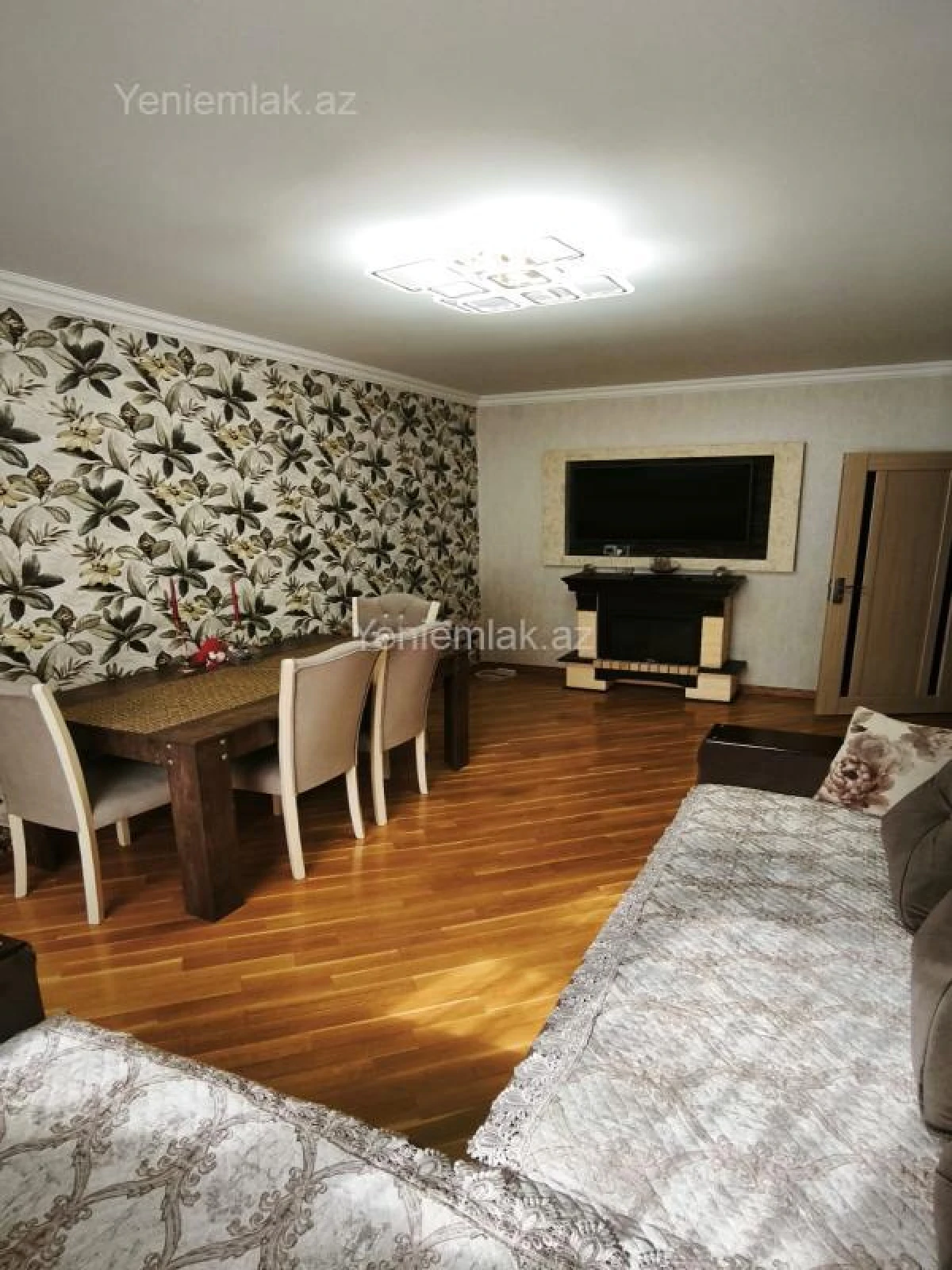Satılır 3 otaqlı köhnə tikili 75 m²