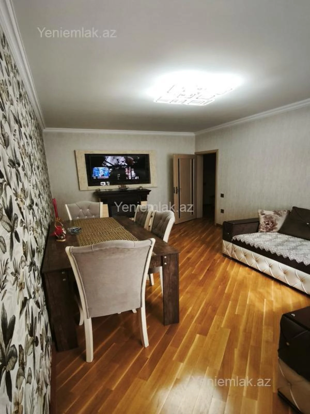 Satılır 3 otaqlı köhnə tikili 75 m²