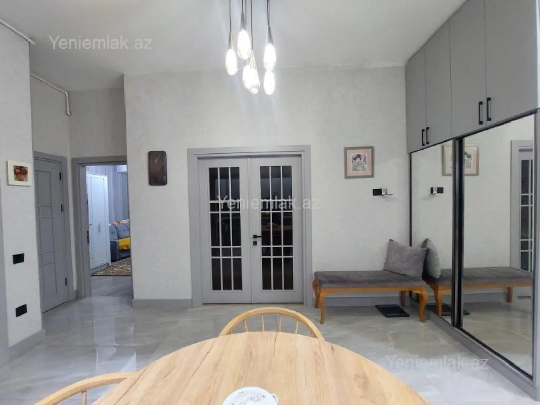 Satılır 3 otaqlı yeni tikili 105 m²