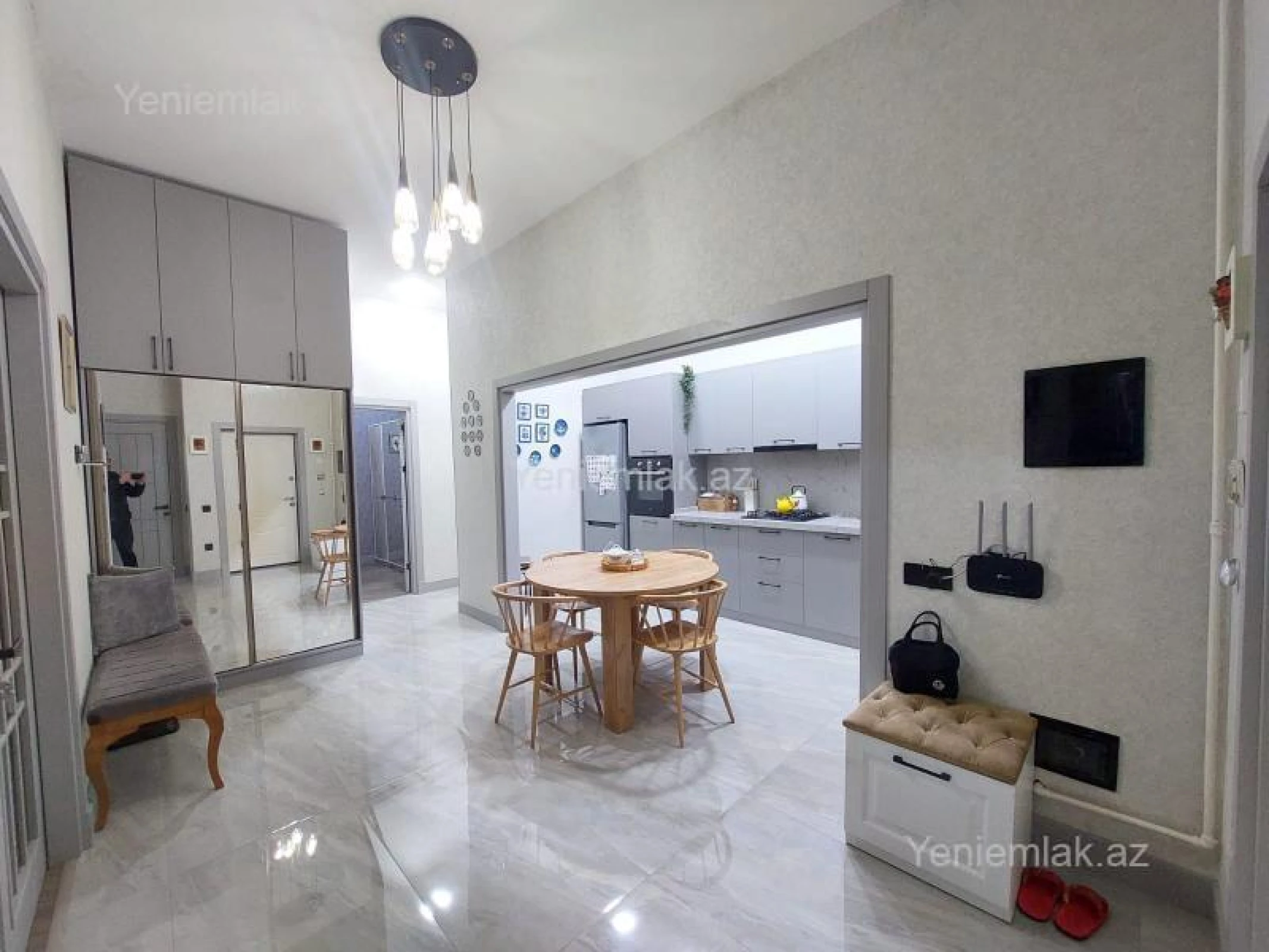 Satılır 3 otaqlı yeni tikili 105 m²