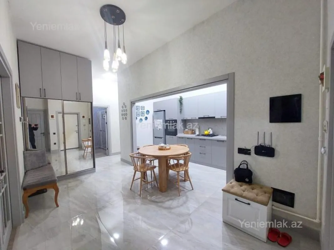 Satılır 3 otaqlı yeni tikili 105 m²