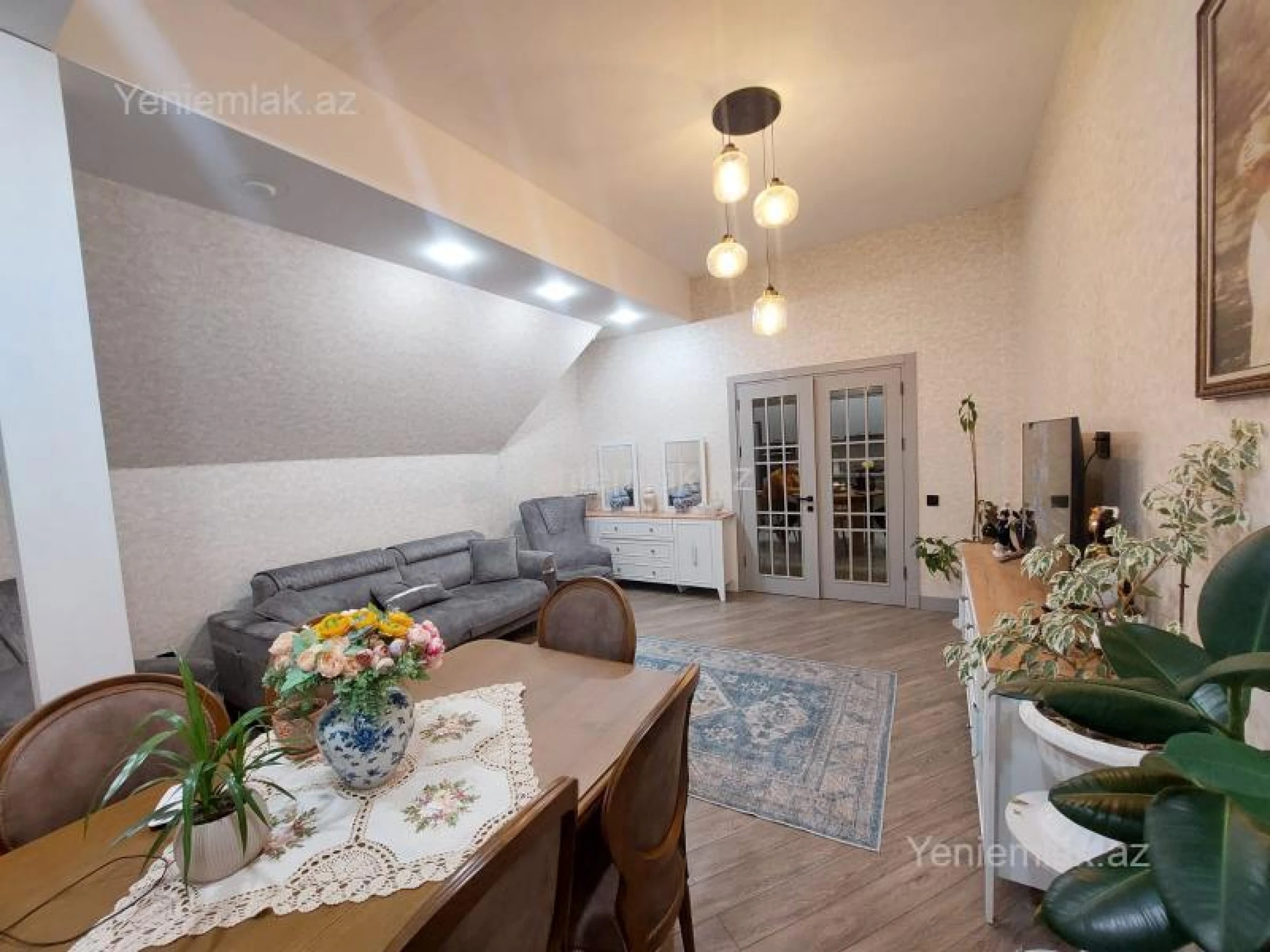 Satılır 3 otaqlı yeni tikili 105 m²