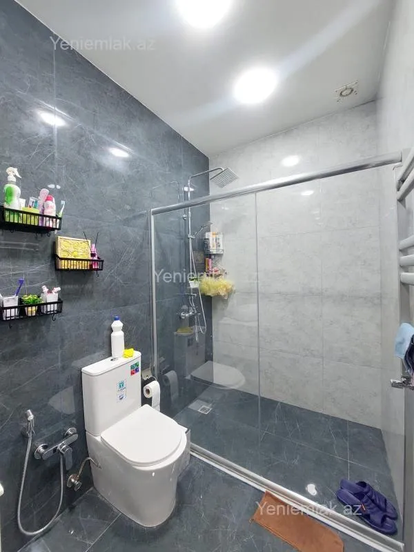 Satılır 3 otaqlı yeni tikili 105 m²