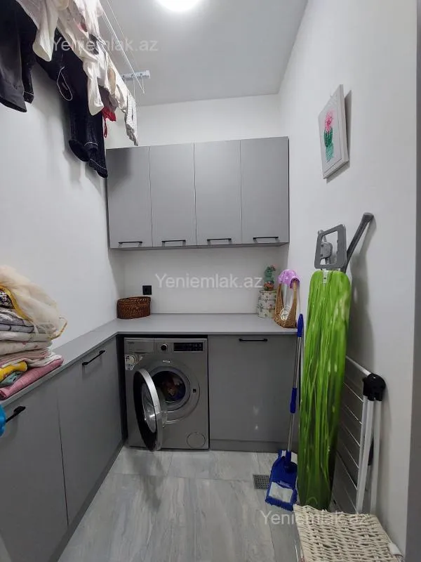 Satılır 3 otaqlı yeni tikili 105 m²