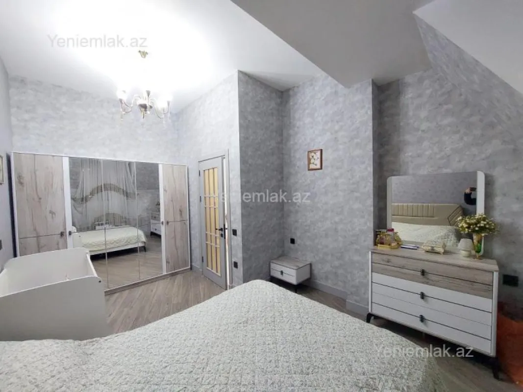 Satılır 3 otaqlı yeni tikili 105 m²