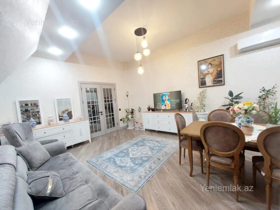Satılır 3 otaqlı yeni tikili 105 m²