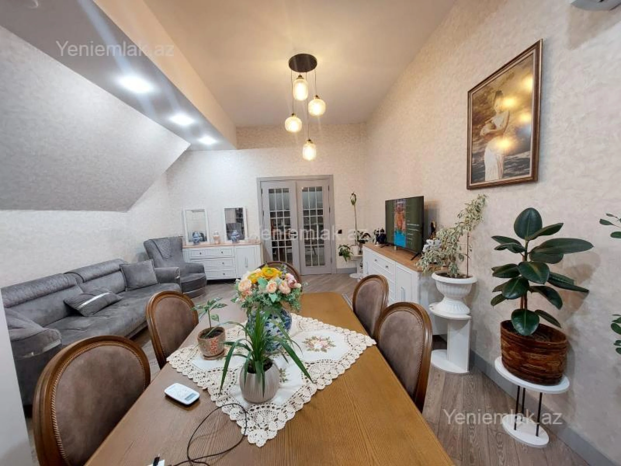 Satılır 3 otaqlı yeni tikili 105 m²