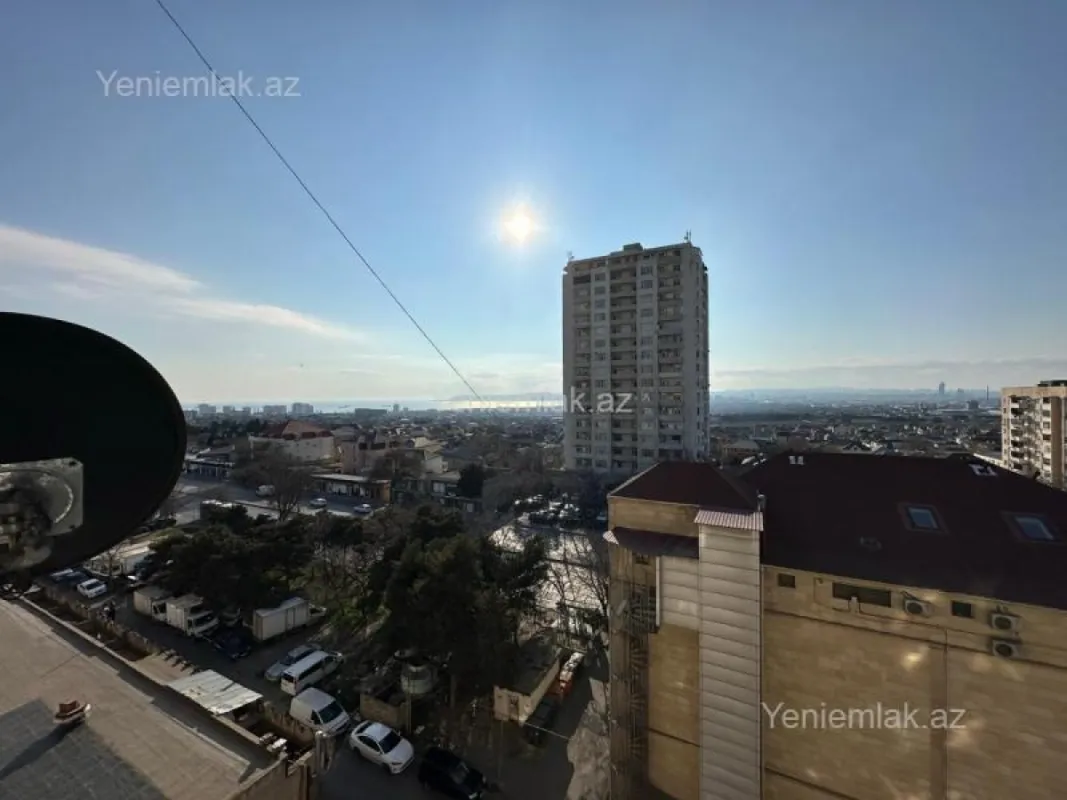 Satılır 2 otaqlı köhnə tikili 60 m²