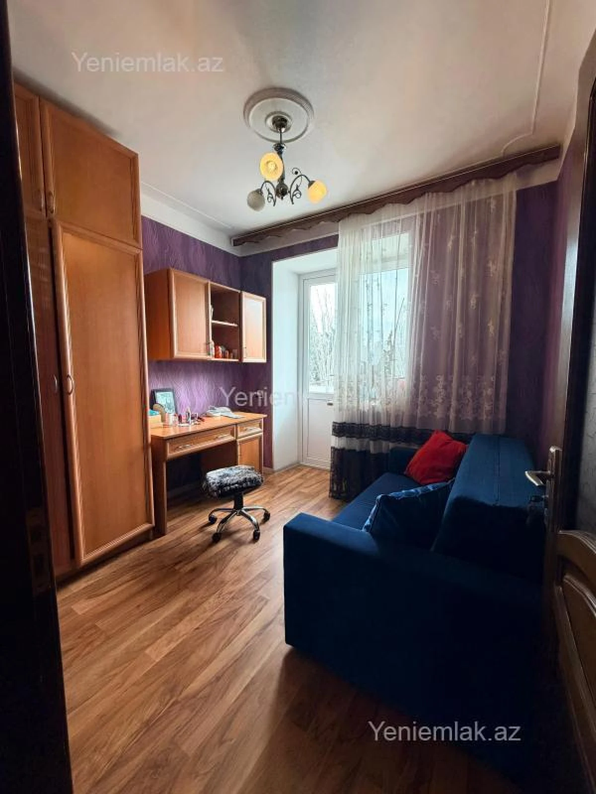 Satılır 3 otaqlı köhnə tikili 75 m²