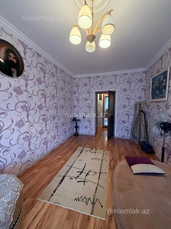 Satılır 3 otaqlı köhnə tikili 75 m²