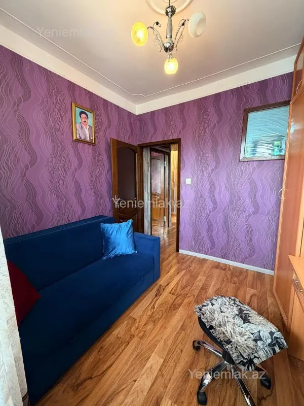 Satılır 3 otaqlı köhnə tikili 75 m²