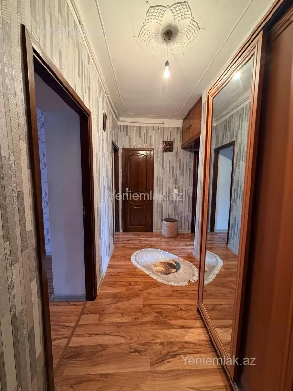 Satılır 3 otaqlı köhnə tikili 75 m²
