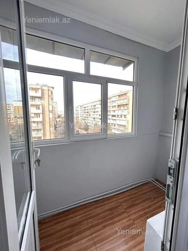 Satılır 3 otaqlı köhnə tikili 80 m²