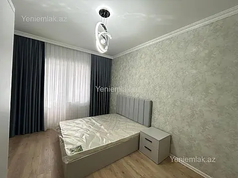 Satılır 3 otaqlı köhnə tikili 80 m²