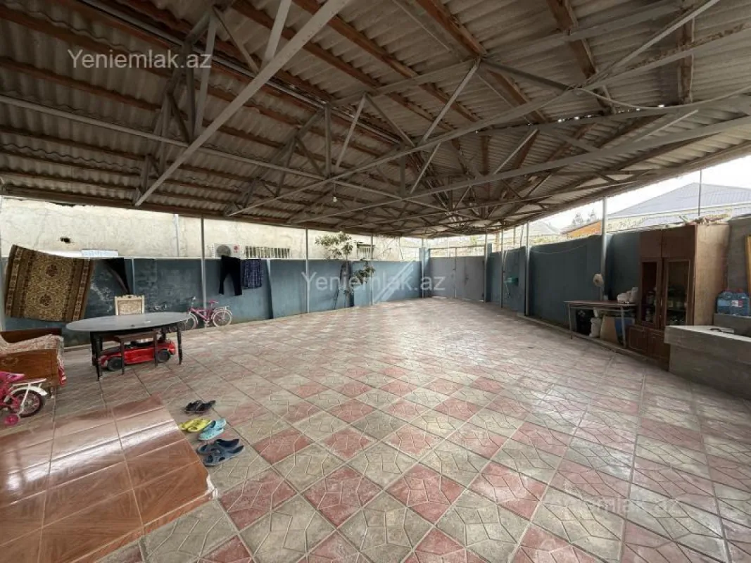 Satılır 3 otaqlı həyət evi 150 m²