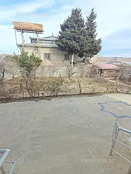 Satılır 6 otaqlı həyət evi 300 m²