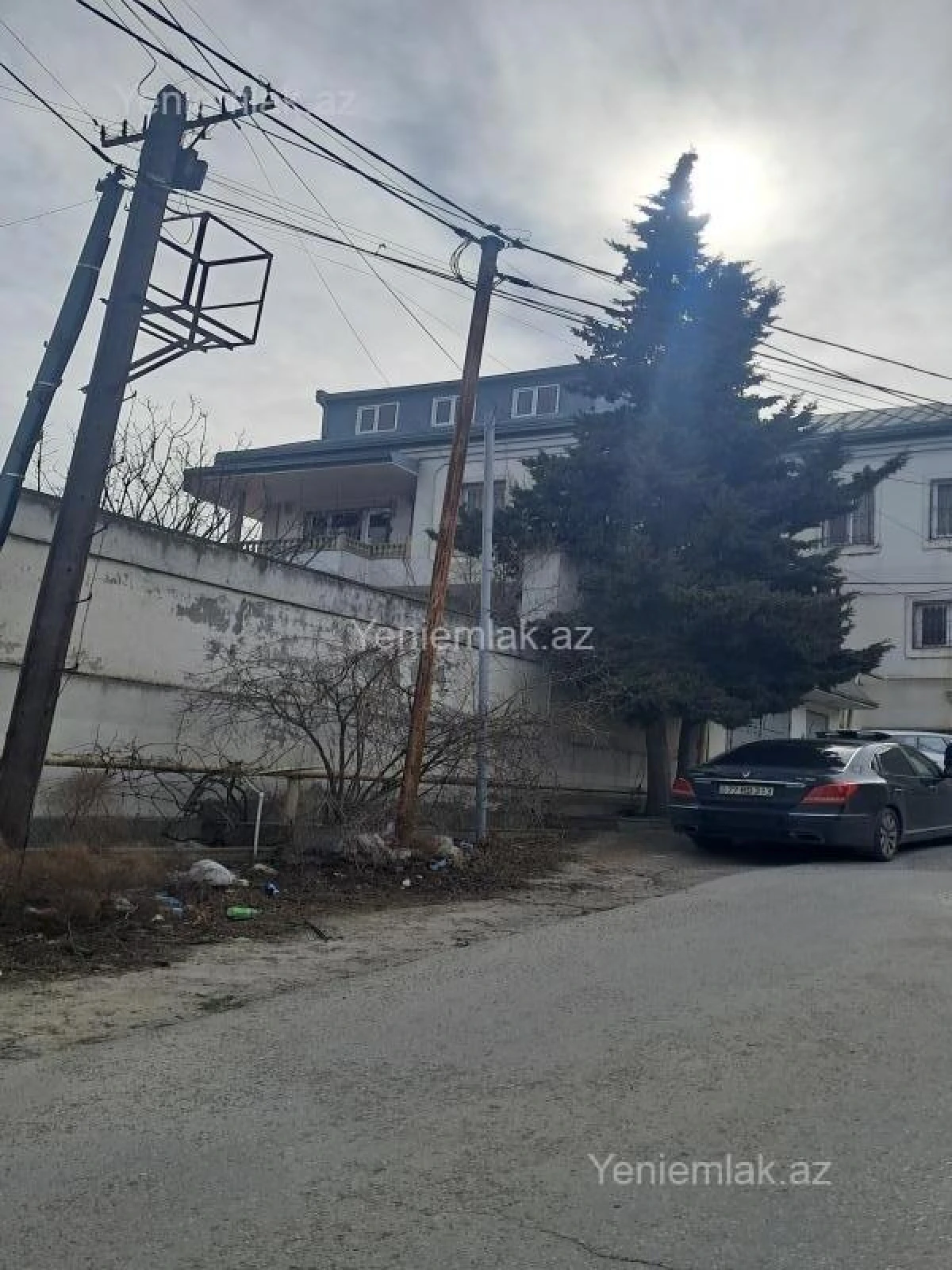Satılır 6 otaqlı həyət evi 300 m²