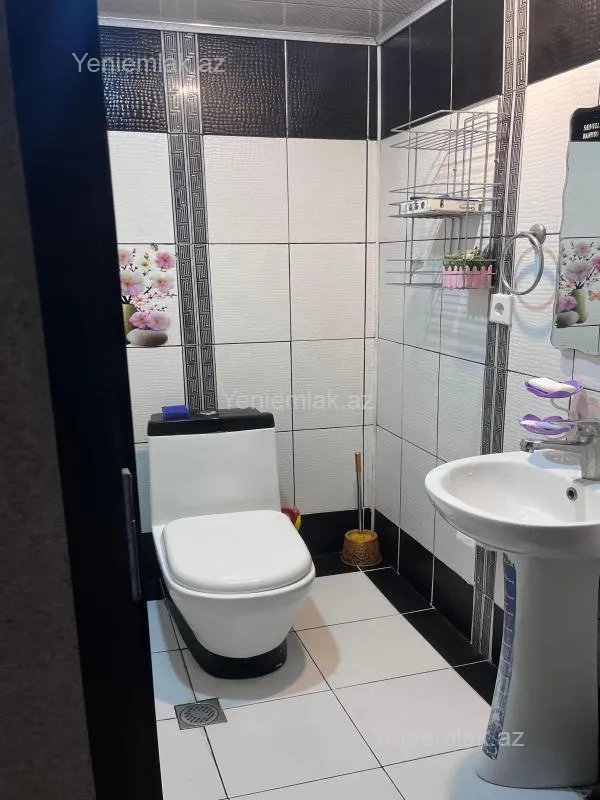 Satılır 3 otaqlı yeni tikili 142 m²