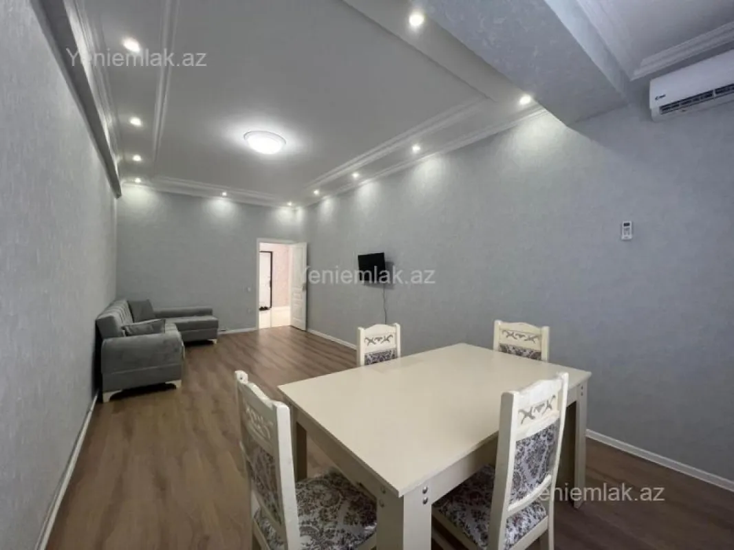 Satılır 2 otaqlı yeni tikili 66 m²