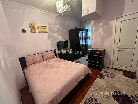Satılır 3 otaqlı köhnə tikili 70 m²