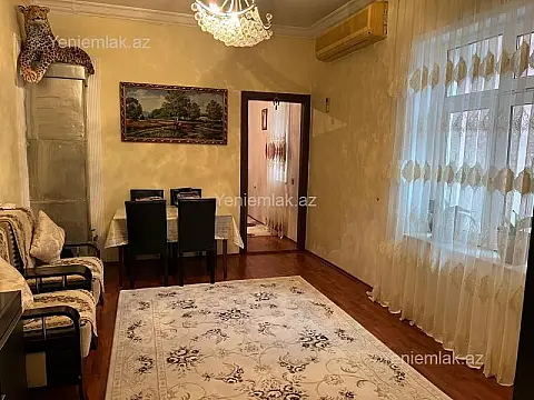 Satılır 3 otaqlı köhnə tikili 70 m²