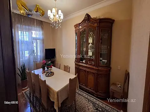 Satılır 4 otaqlı köhnə tikili 110 m² — Bakı, Binəqədi 4 otaq 110.00 m²