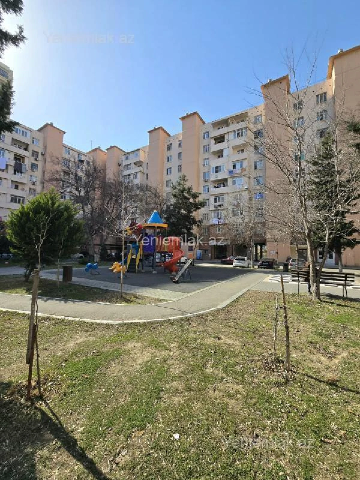 Satılır 3 otaqlı köhnə tikili 80 m²